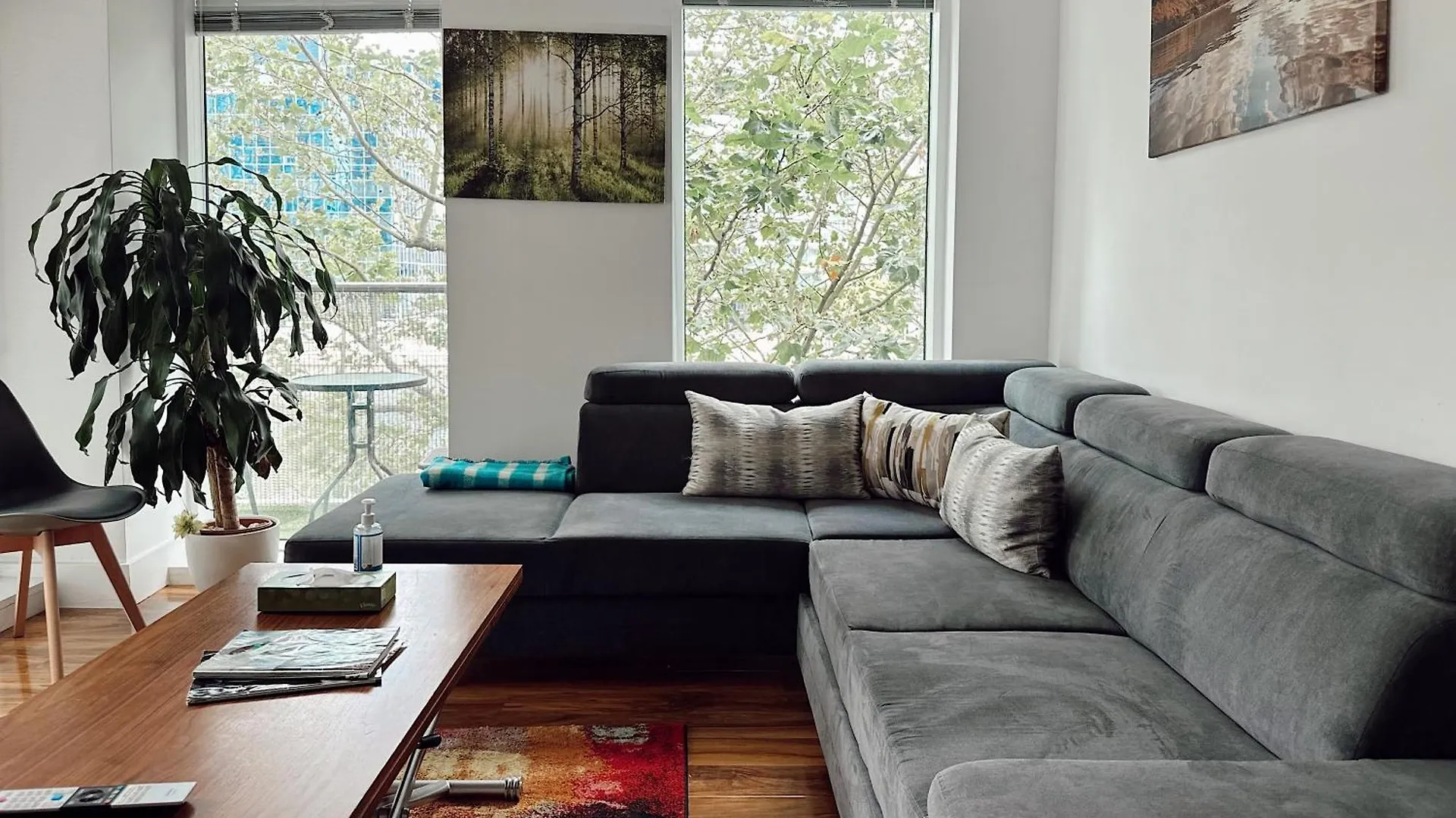 Canary Wharf - Luxury Apartments Londyn