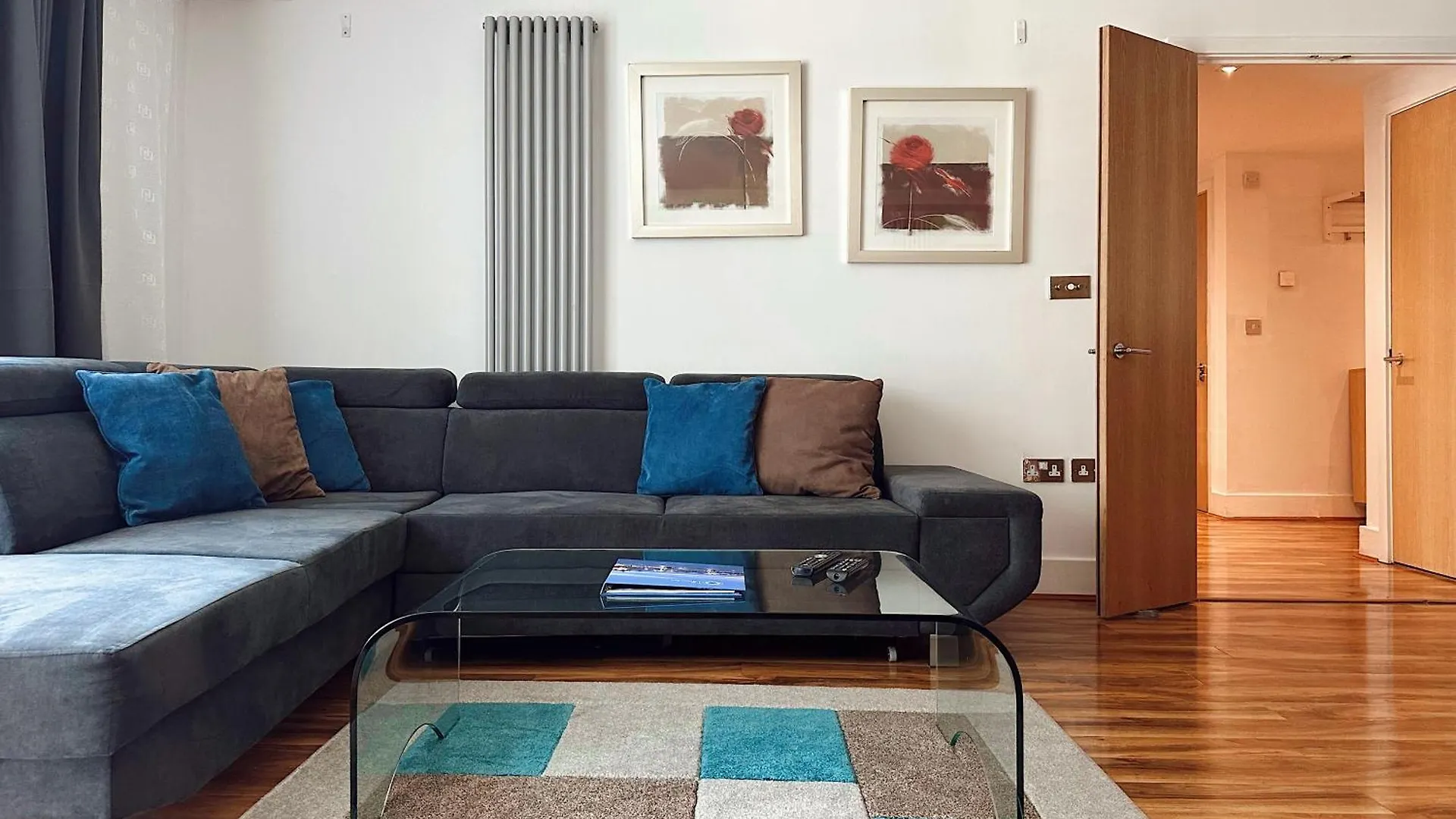Canary Wharf - Luxury Apartments Londyn